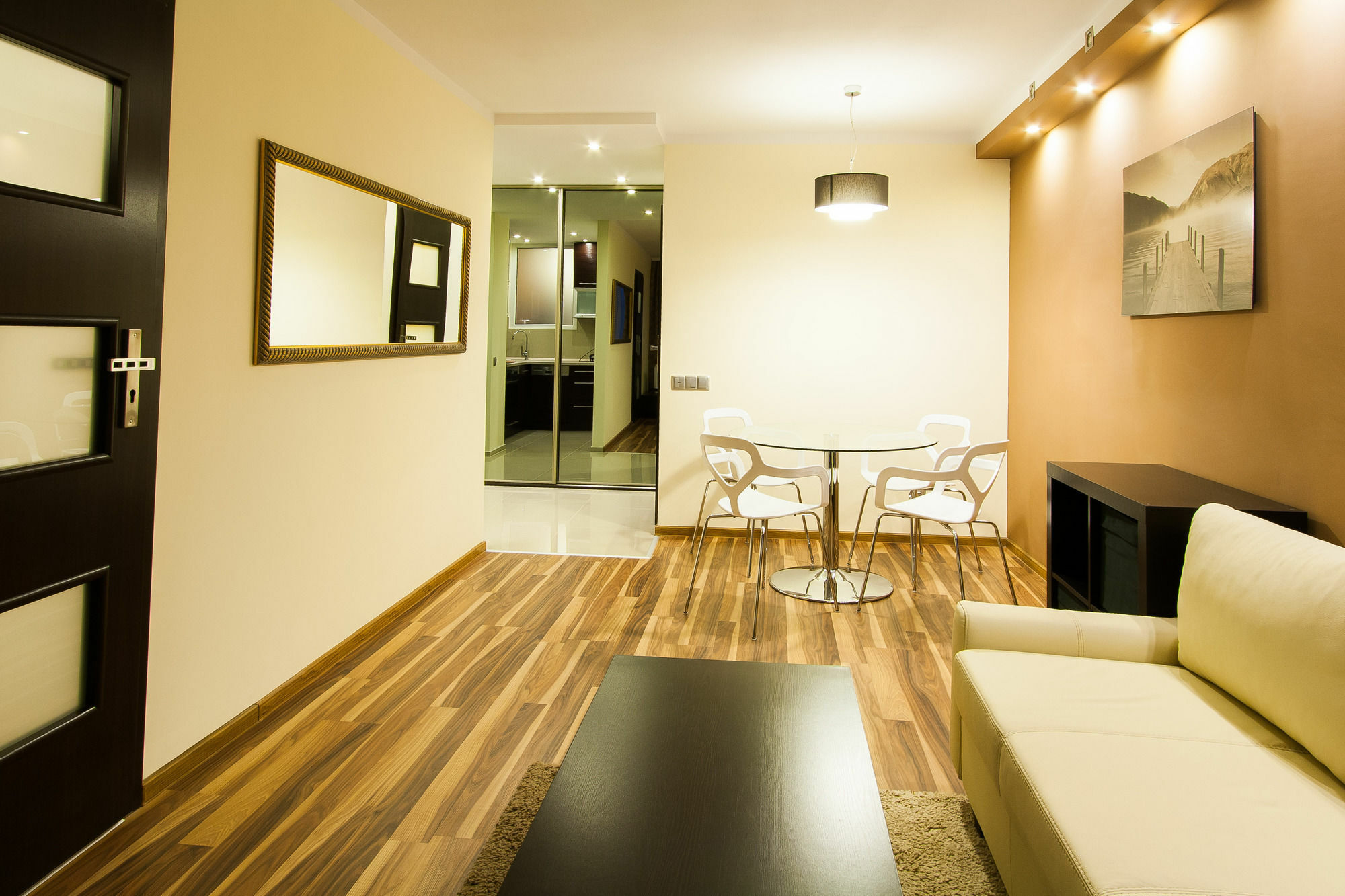 ורשה Apartament Luxury מראה חיצוני תמונה