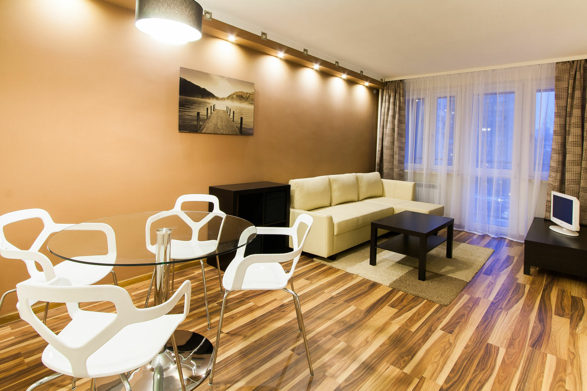 ורשה Apartament Luxury מראה חיצוני תמונה